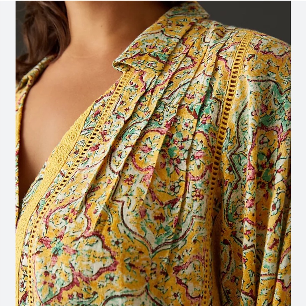 Anthropologie | Pilcro Pintuck Peasant Blouse in a yellow floral print Large - Picture 3 of 13